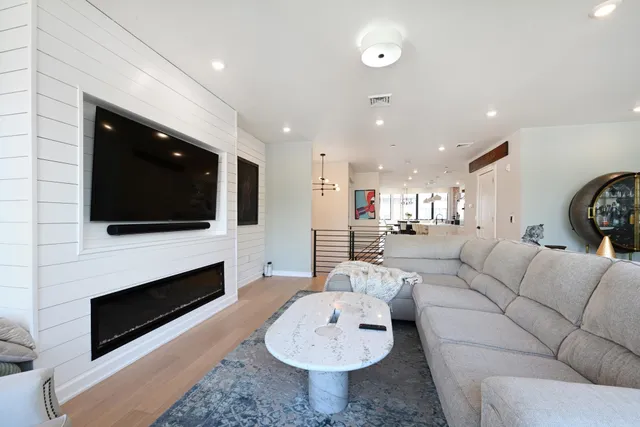 $2,695,000 | 408 Adams Street, Unit 2, Hoboken, NJ 07030