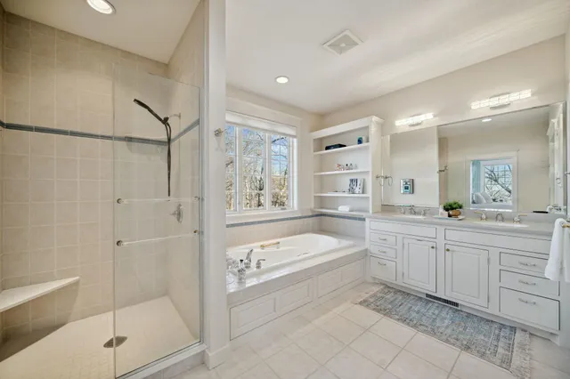 $1,050,000 | N4387 1115th Street, Prescott, WI 54021