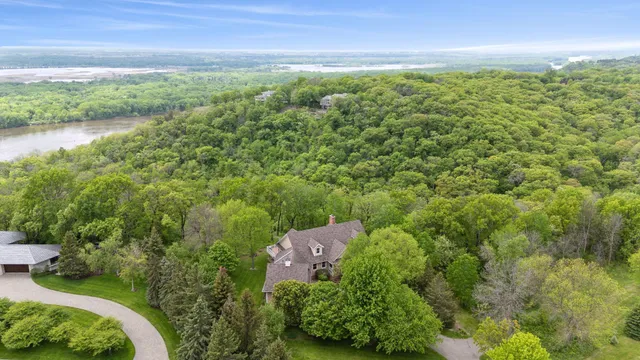 $1,050,000 | N4387 1115th Street, Prescott, WI 54021