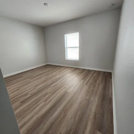 $2,200 | 585 Ogelthorpe Drive, Davenport, FL 33897