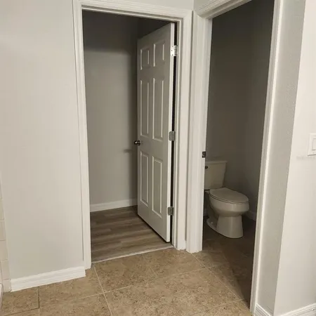 $2,200 | 585 Ogelthorpe Drive, Davenport, FL 33897