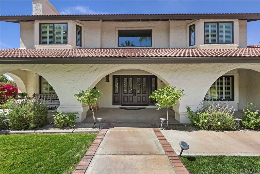 1623 Northhampton Drive Riverside, CA 92506 - Photo 12 of 75