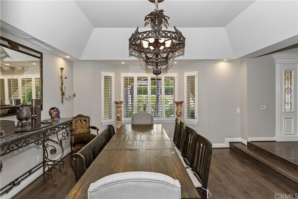 1623 Northhampton Drive Riverside, CA 92506 - Photo 21 of 75