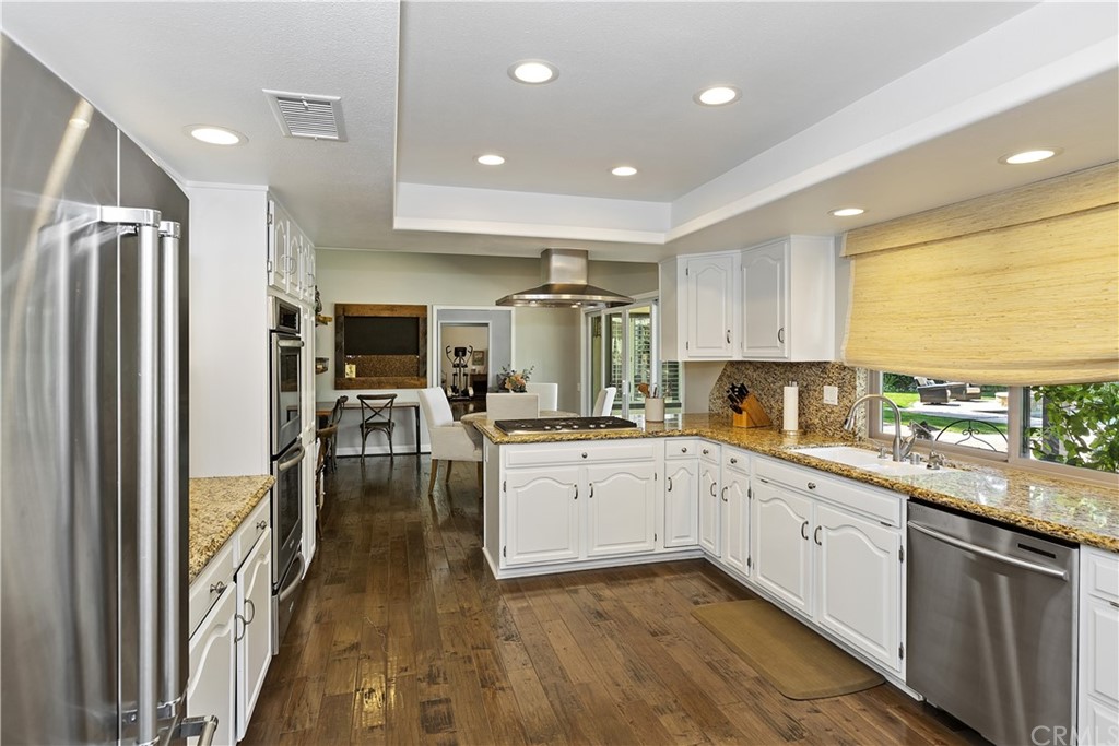 1623 Northhampton Drive Riverside, CA 92506 - Photo 24 of 75