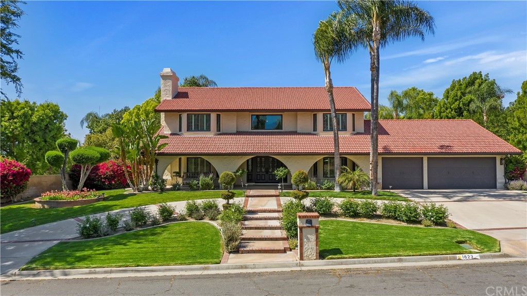 1623 Northhampton Drive Riverside, CA 92506 - Photo 5 of 75