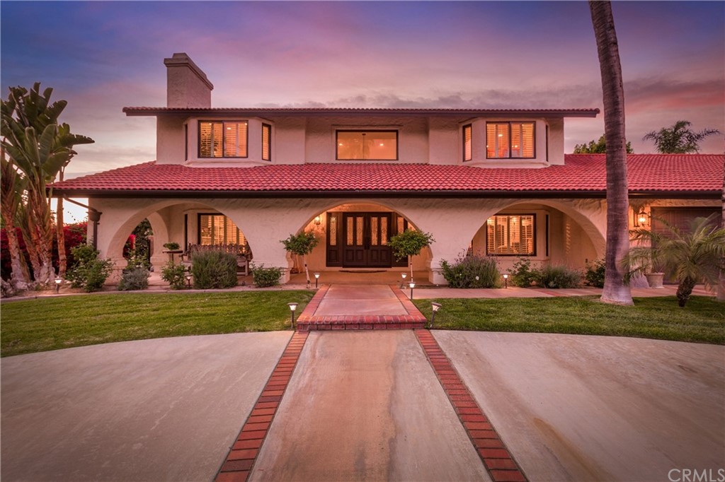 1623 Northhampton Drive Riverside, CA 92506 - Photo 9 of 75