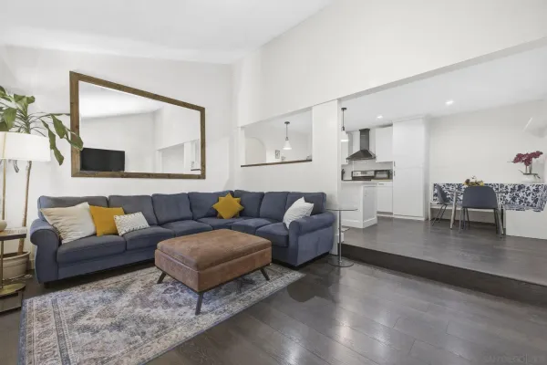 $680,000 | 13788 Ruette Le Parc, Unit D, Del Mar, CA 92014