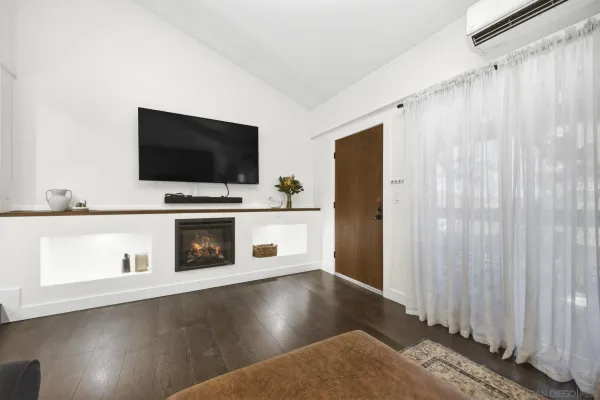 $680,000 | 13788 Ruette Le Parc, Unit D, Del Mar, CA 92014