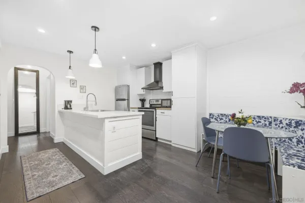 $680,000 | 13788 Ruette Le Parc, Unit D, Del Mar, CA 92014