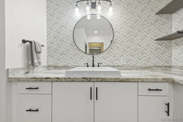 $680,000 | 13788 Ruette Le Parc, Unit D, Del Mar, CA 92014