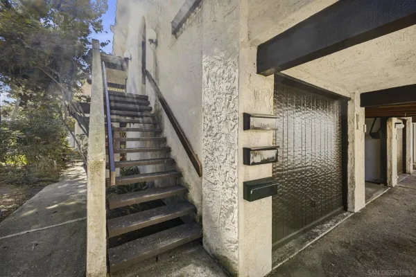 $680,000 | 13788 Ruette Le Parc, Unit D, Del Mar, CA 92014