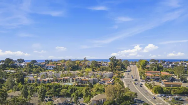 $680,000 | 13788 Ruette Le Parc, Unit D, Del Mar, CA 92014