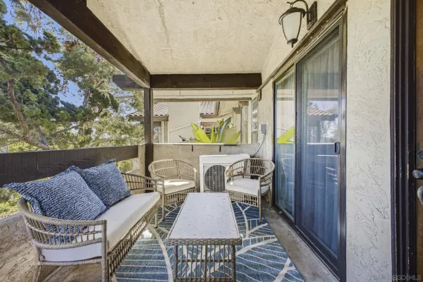 $680,000 | 13788 Ruette Le Parc, Unit D, Del Mar, CA 92014