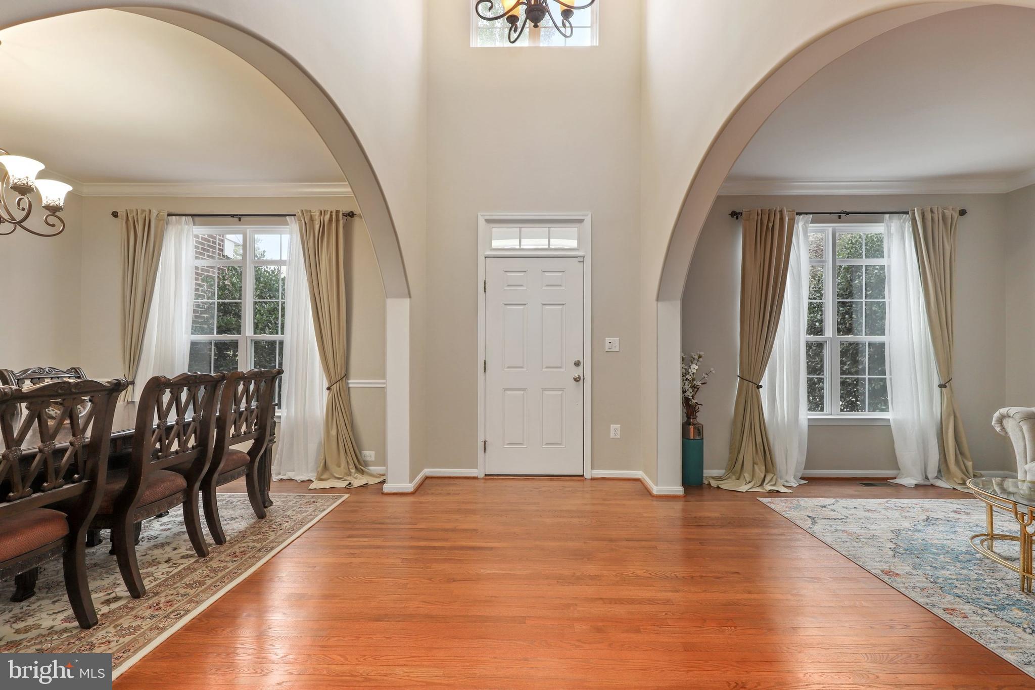 8278 Shimmering Rock Road Gainesville, VA 20155 - Photo 4 of 79