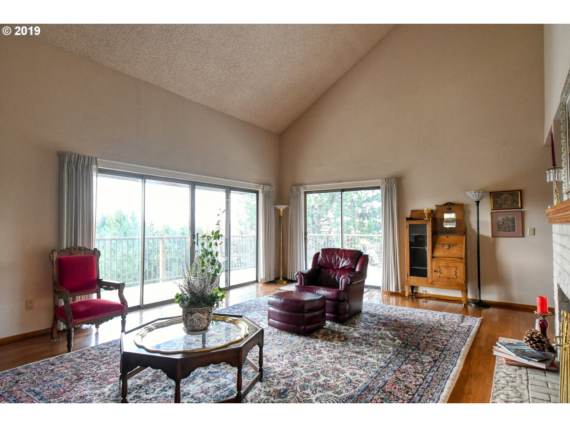 1044 Northwest 12th Street, Unit A Pendleton, OR 97801 - Photo 4 of 31 Gallery Image 4