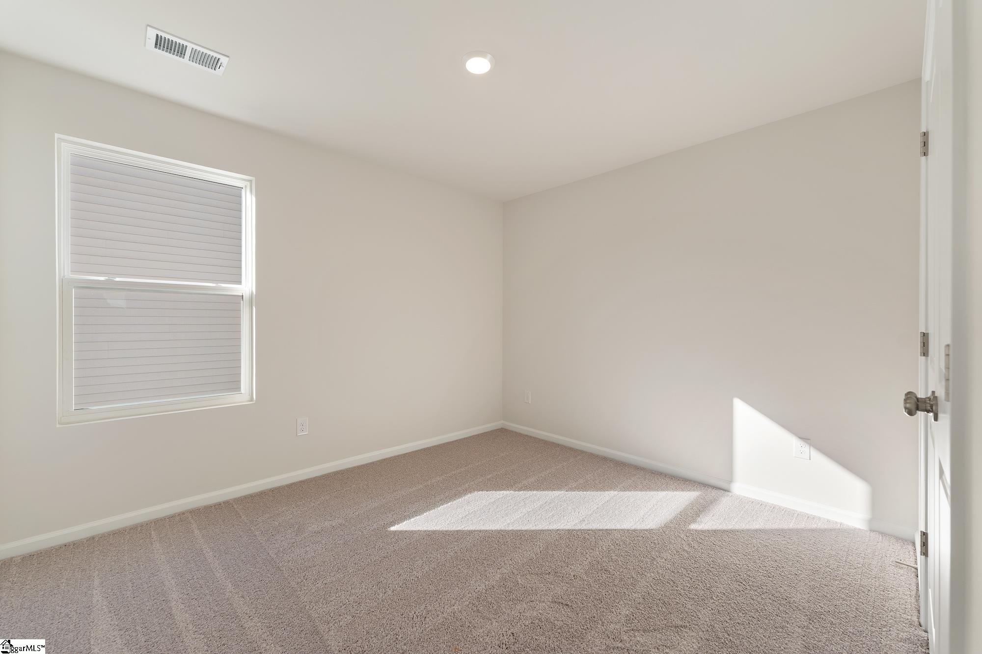 12065 Lansbury Drive Inman, SC 29349 - Photo 17 of 28