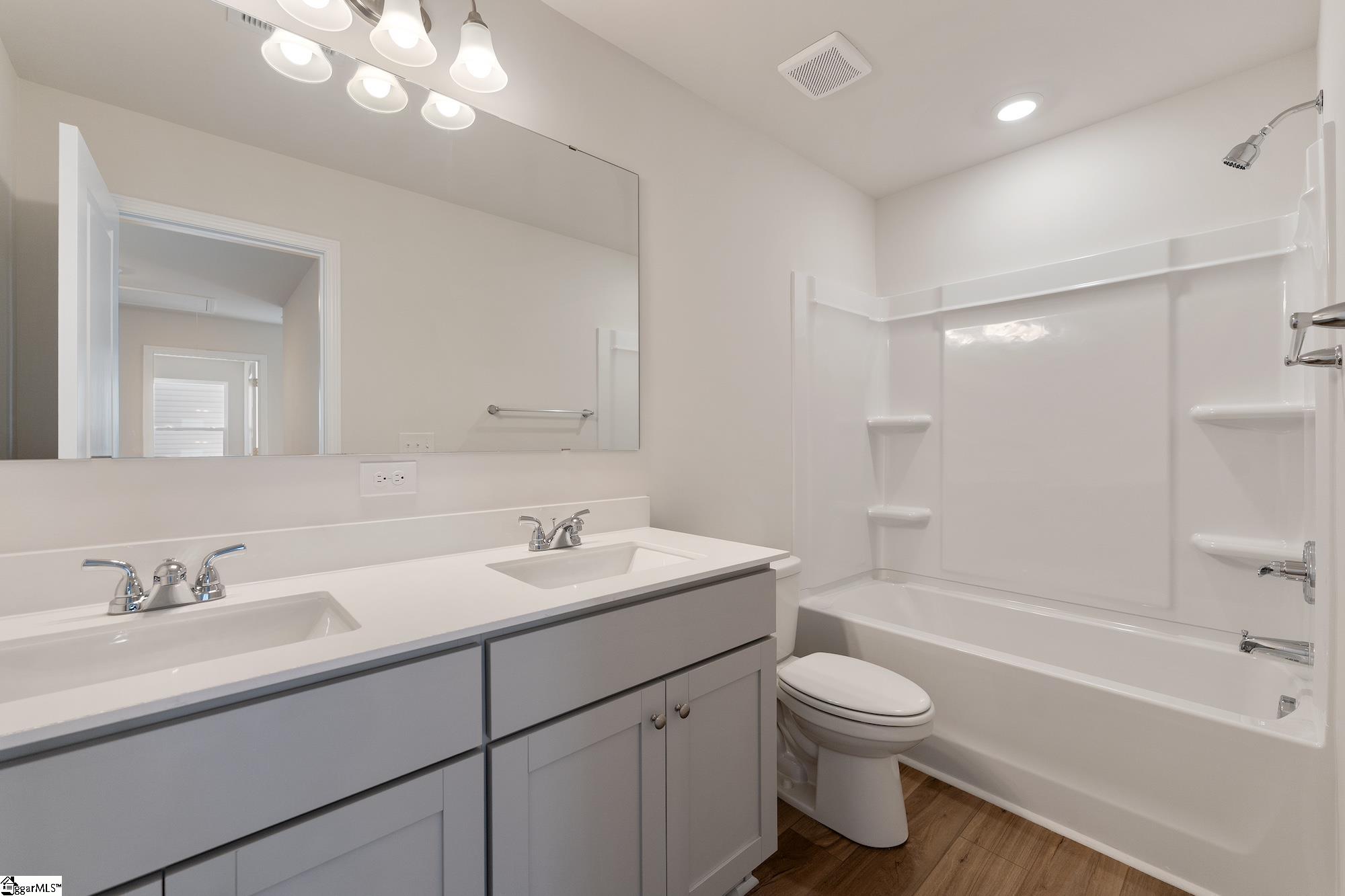 12065 Lansbury Drive Inman, SC 29349 - Photo 21 of 28