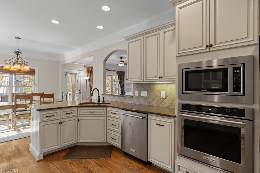 5513 Salem View Road Pfafftown, NC 27040 - Photo 6 of 50