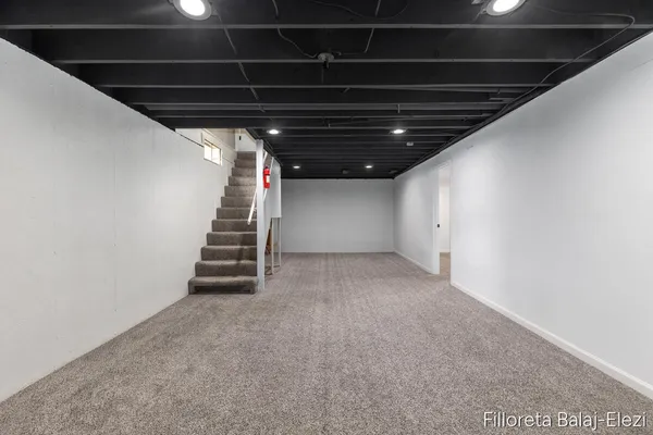 $495,000 | 418 56th Street Southeast, Kentwood, MI 49548