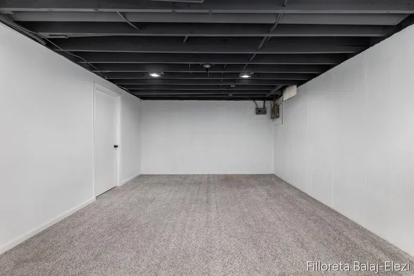 $495,000 | 418 56th Street Southeast, Kentwood, MI 49548