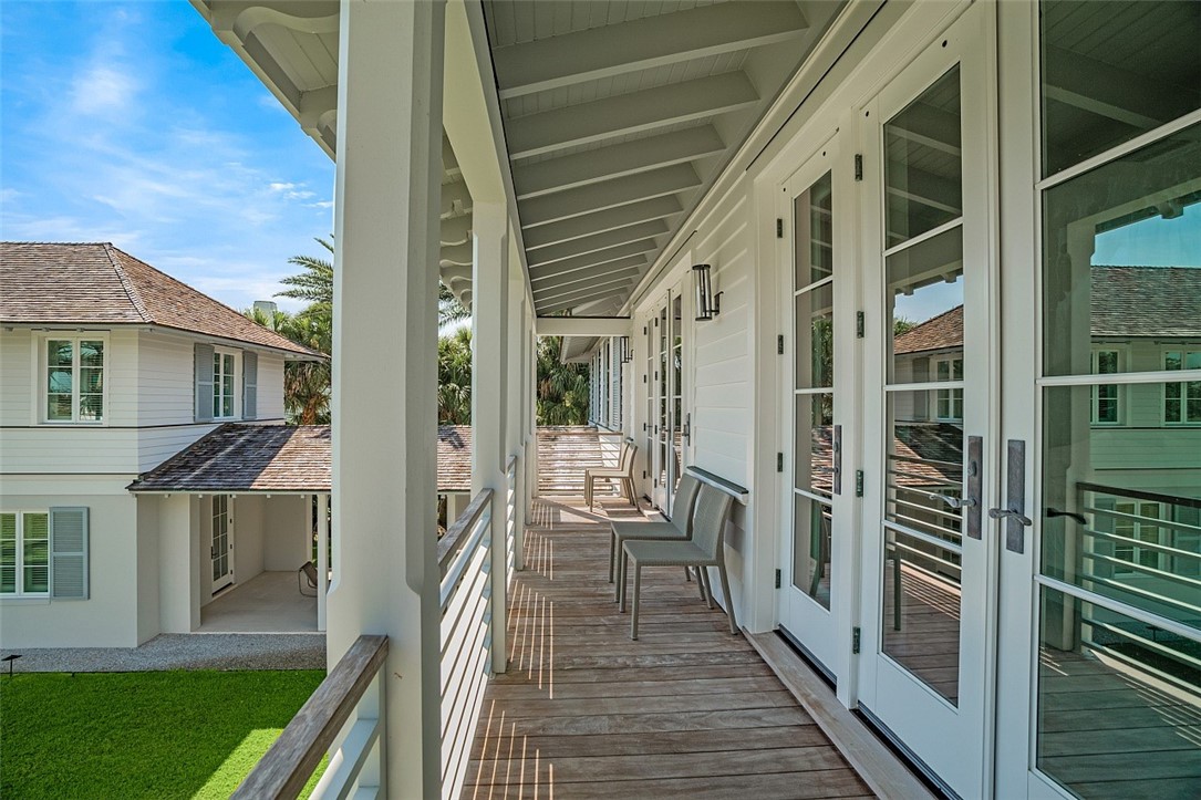 3340 Savannah Drive Vero Beach, FL 32963 - Photo 32 of 35 a view of a house with a balcony