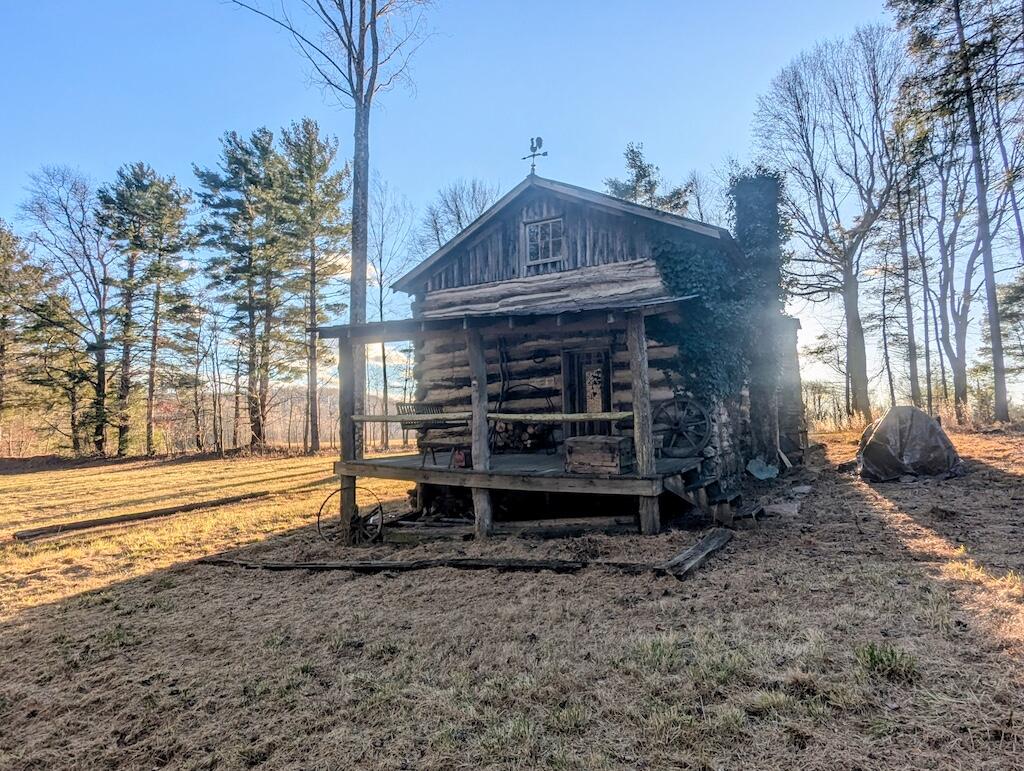 Tbd Long Mountain Road Southwest Willis, VA 24380 - Photo 11 of 16 a view of a entrance of the house