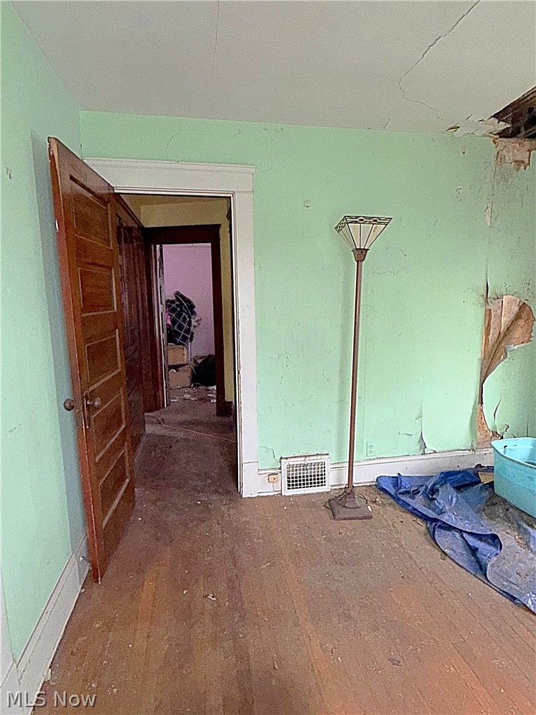 1749 Rosedale Avenue Cleveland, OH 44112 - Photo 23 of 43 Bedroom