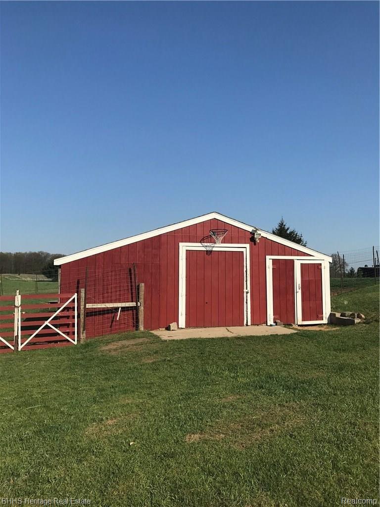 9138 North Nicholson Road Fowlerville, MI 48836 - Photo 23 of 25 image2.jpeg