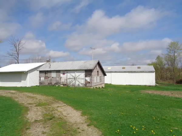 $239,000 | 6020 Skuse Road, Osseo, MI 49266