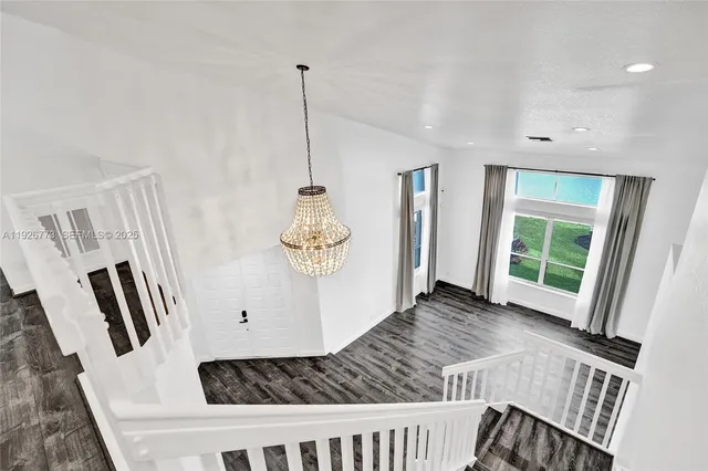 a view of an entryway with furniture