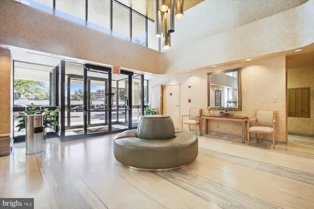 a car parked in front of a building