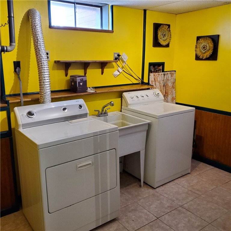 780 Danielson Pike Scituate, RI 02857 - Photo 38 of 47