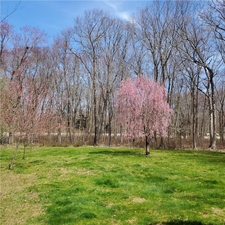 780 Danielson Pike Scituate, RI 02857 - Photo 6 of 47