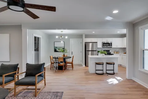 $399,900 | 2424 Laurel Hill Court, Murfreesboro, TN 37129