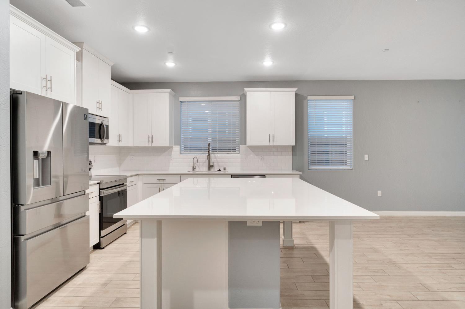 141 Reunion Way South Madera, CA 93636 - Photo 15 of 25