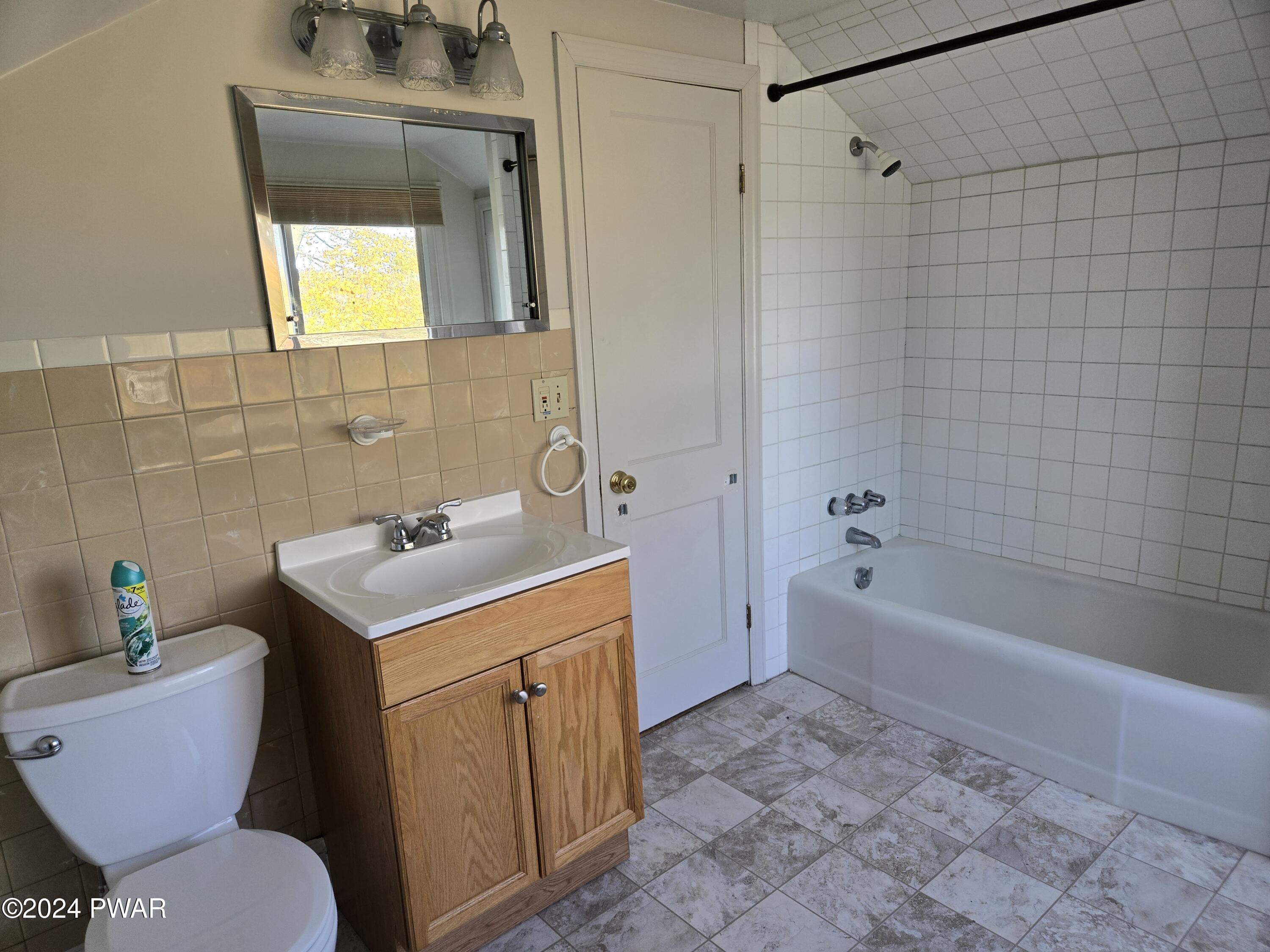 283 Schoolhouse Road Honesdale, PA 18431 - Photo 19 of 22