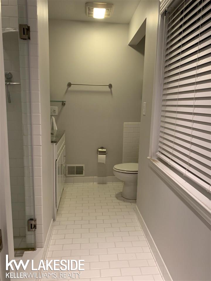 275 Lothrop Road Grosse Pointe Farms, MI 48236 - Photo 23 of 30