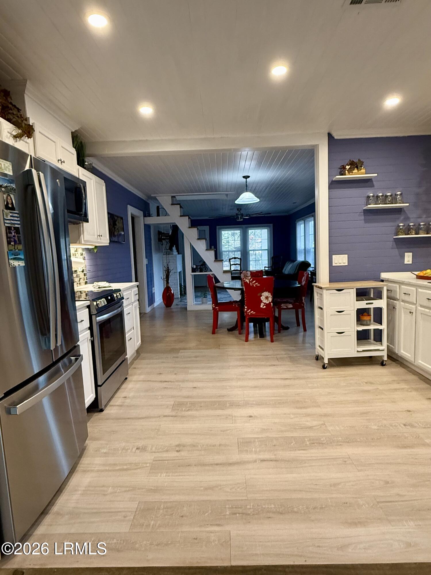 402 2nd Avenue Ridgeland, SC 29936 - Photo 9 of 25 IMG_5723