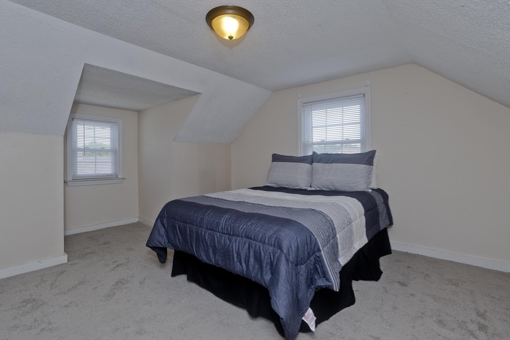 23 Mary Street Springfield, MA 01118 - Photo 25 of 36