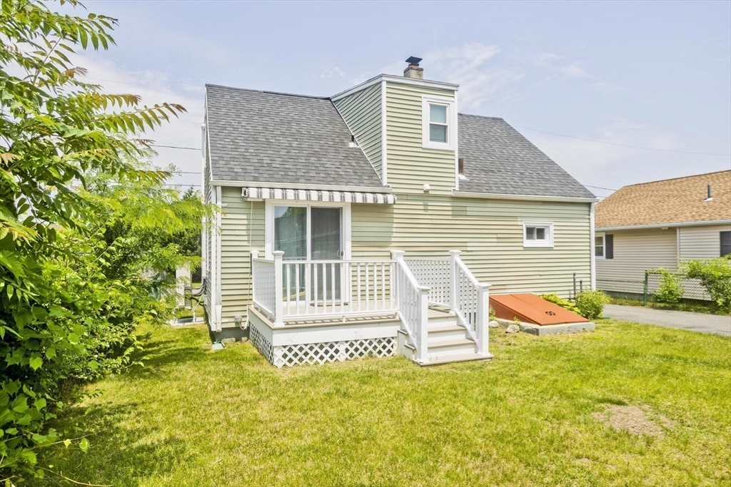 23 Mary Street Springfield, MA 01118 - Photo 33 of 36