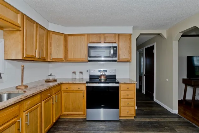 $315,000 | 23 Mary Street, Springfield, MA 01118