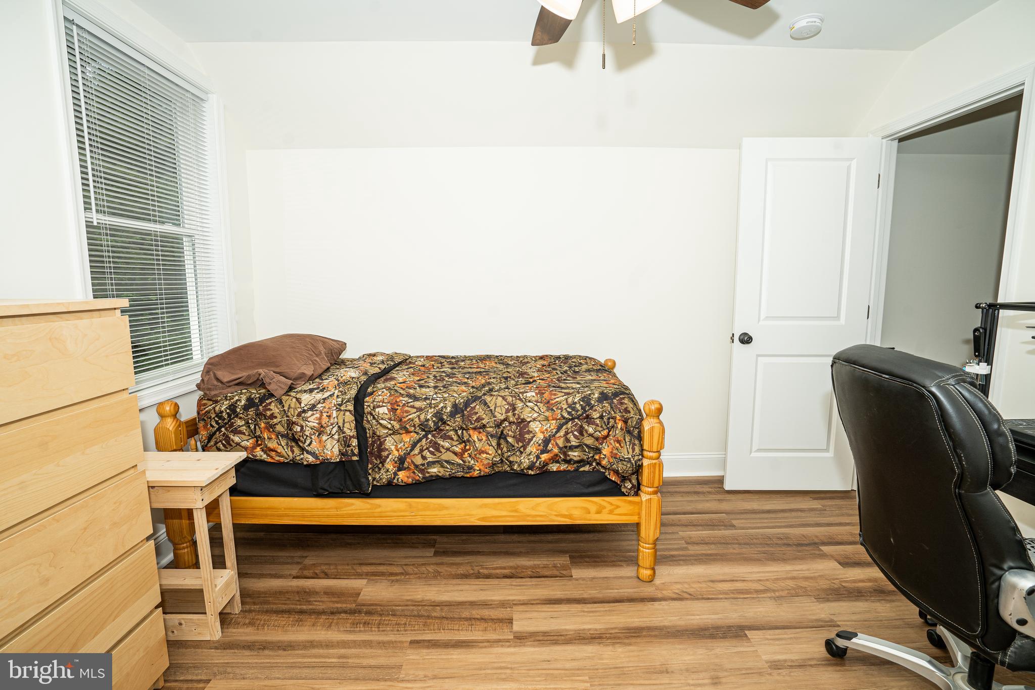 998 Calvary Road Churchville, MD 21028 - Photo 20 of 35 3rd Bedroom