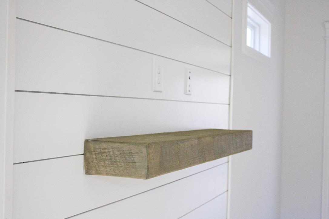 82 South Ridge Clarksville, TN 37043 - Photo 7 of 23 You've seen similar mantels but this one was build just for this home!