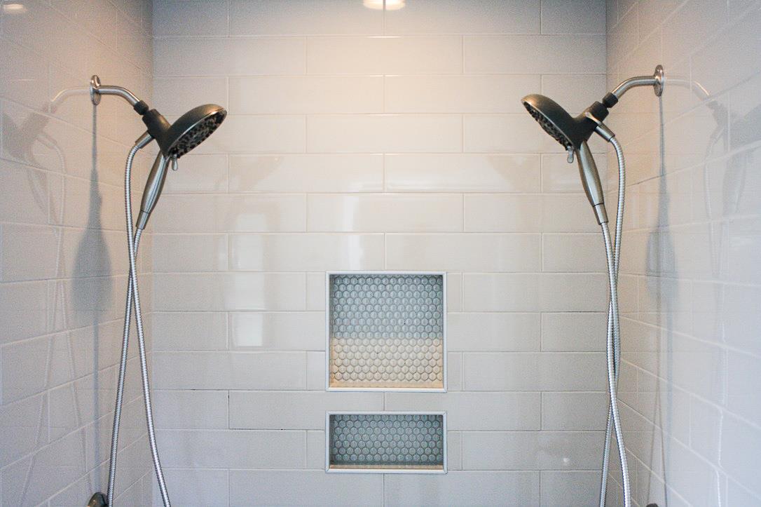 82 South Ridge Clarksville, TN 37043 - Photo 8 of 23 Wash the front of you and the back of you at the same time? Is there a better way to multitask? Or you can use it for more than one person!