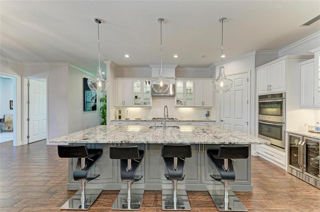 544 Fore Drive Bradenton, FL 34208 - Photo 16 of 95