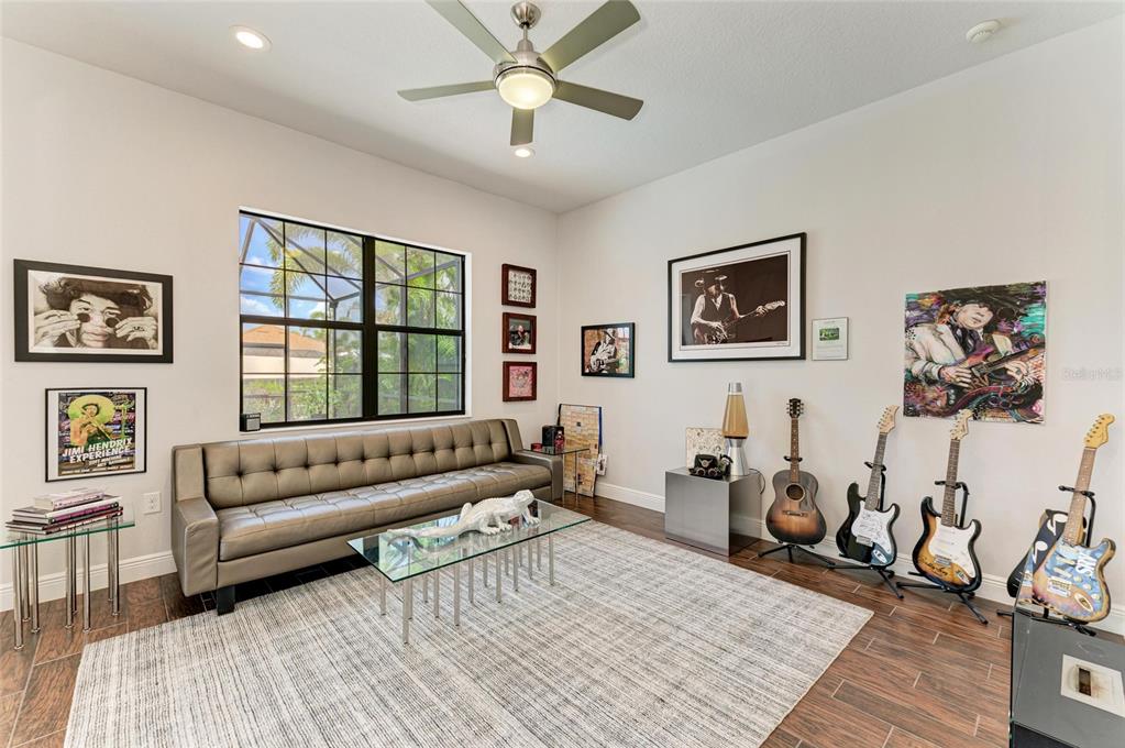 544 Fore Drive Bradenton, FL 34208 - Photo 26 of 95 a living room with furniture and a window
