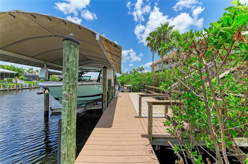 544 Fore Drive Bradenton, FL 34208 - Photo 76 of 95