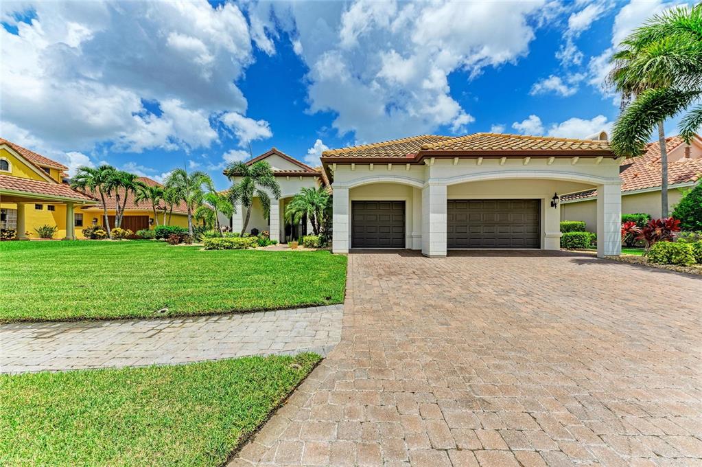 544 Fore Drive Bradenton, FL 34208 - Photo 81 of 95 a front view of a house with a yard