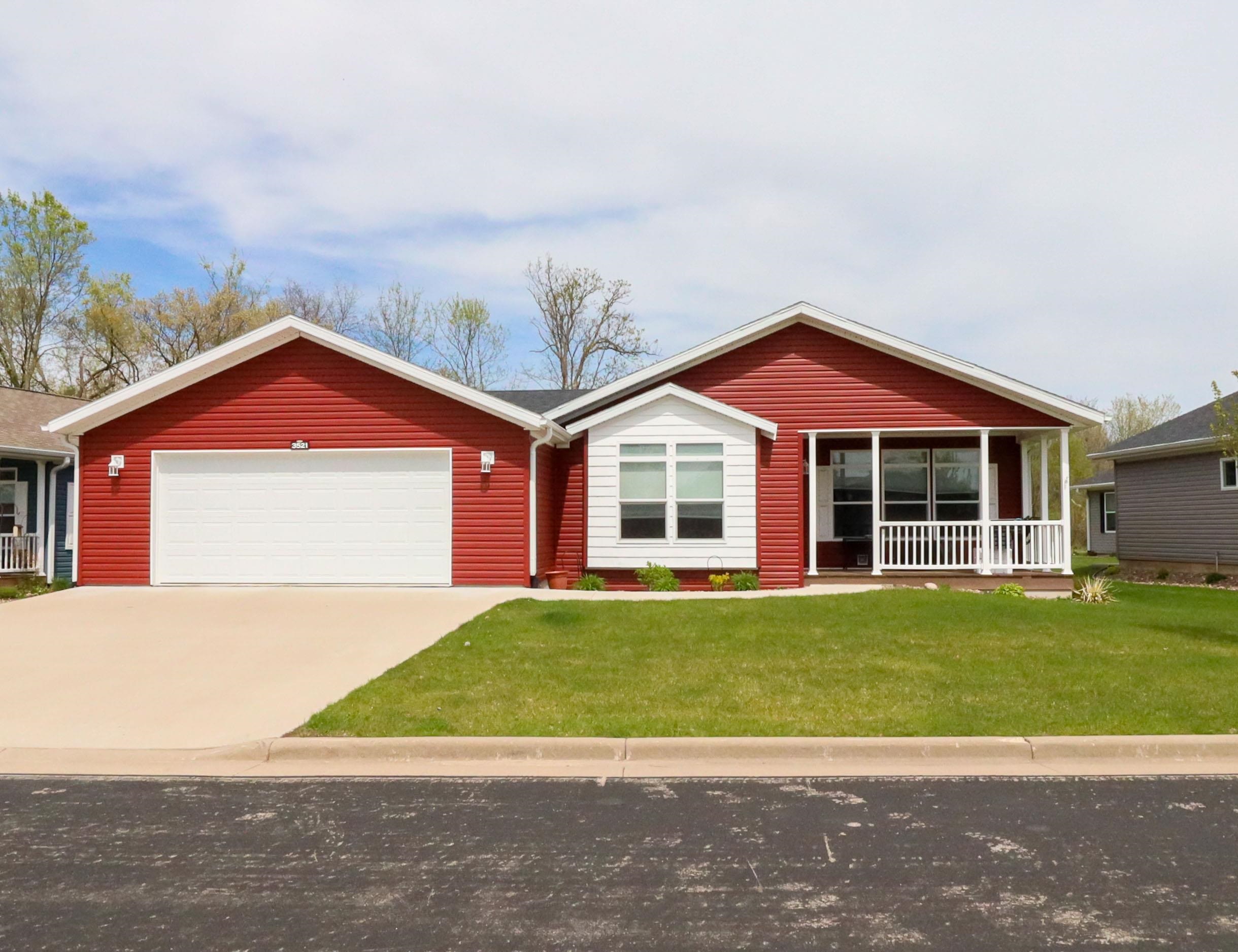 3521 Alexander Avenue Holmen, WI 54636 - Photo 1 of 24