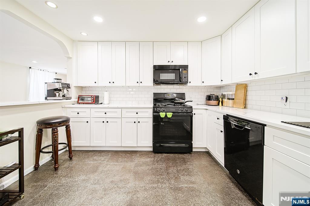 1018 Palisade Avenue, Unit 7 Fort Lee, NJ 07024 - Photo 15 of 42